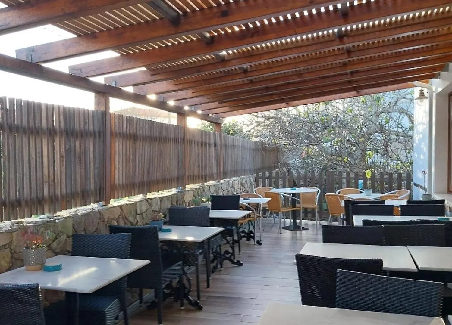 Sagres Sun Stay - Surf Camp & Hostel
