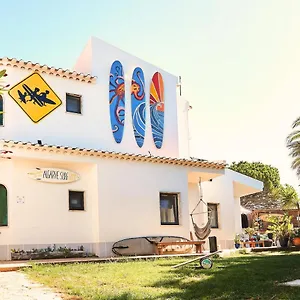 Hostel Algarve Surf Camp &, Sagres